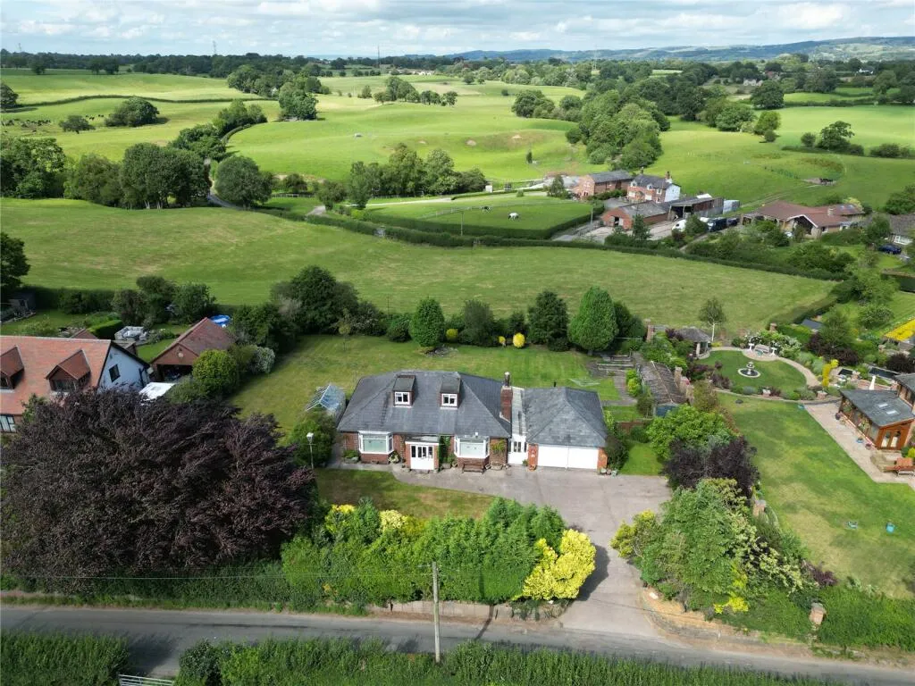 3 bed Detached Bungalow