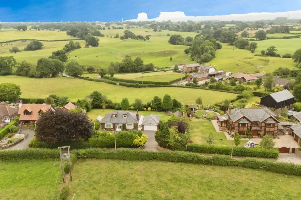 3 bed Detached Bungalow