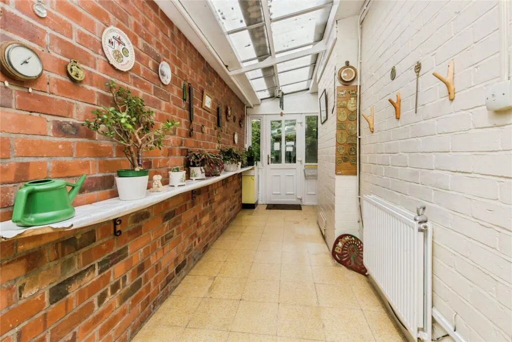 3 bed Detached Bungalow