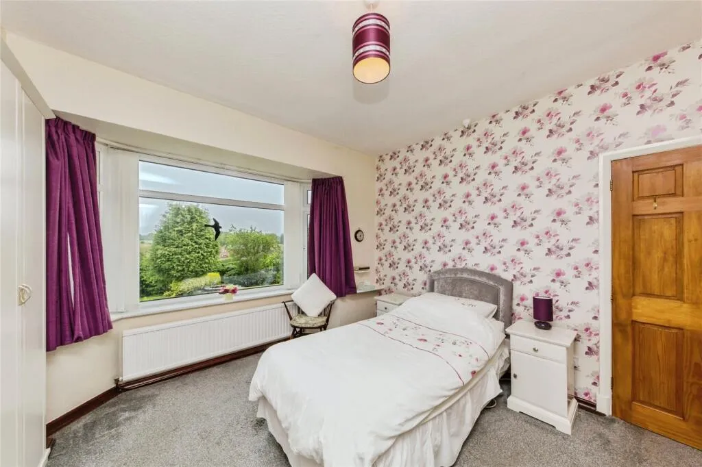 3 bed Detached Bungalow