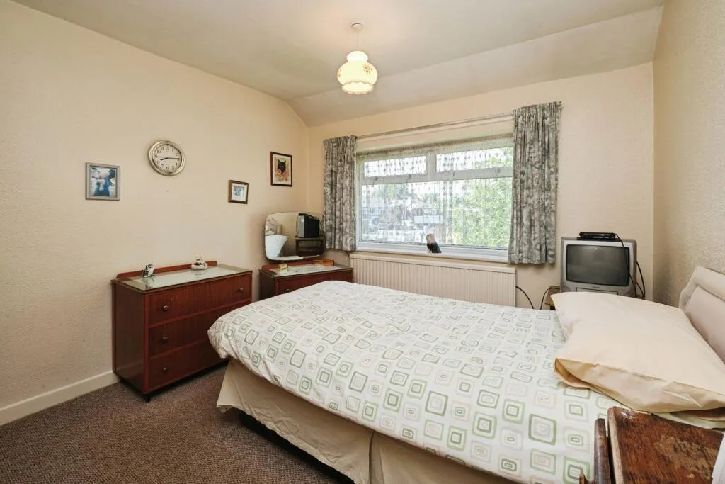 3 bed Semi-Detached