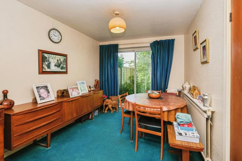 3 bed Semi-Detached
