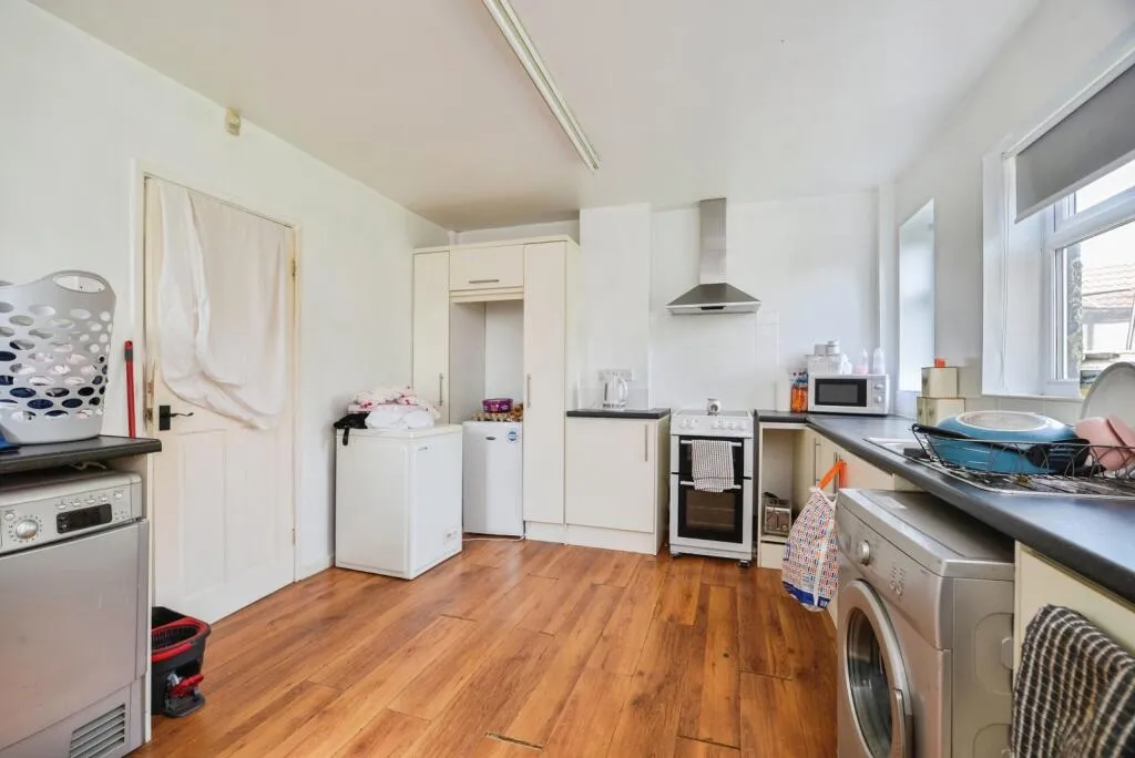 3 bed Semi-Detached