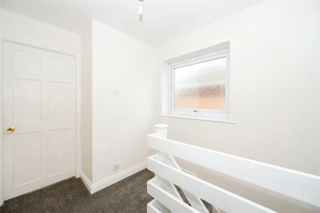 4 bed Detached