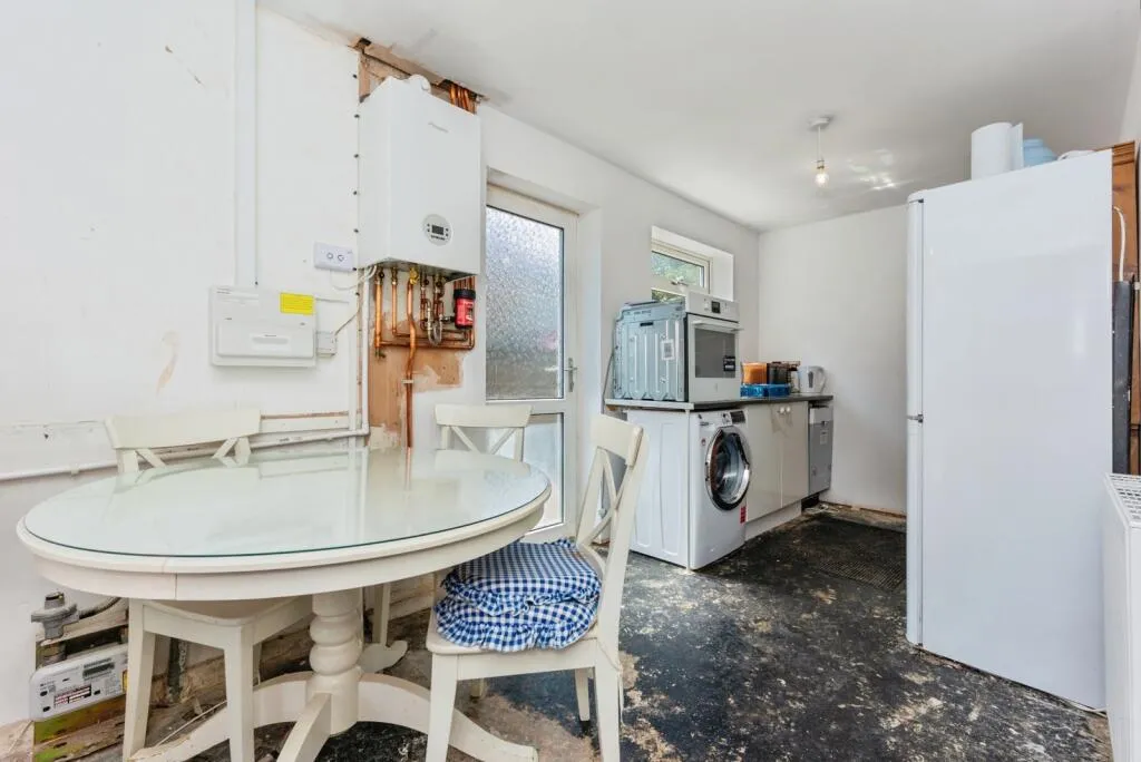 2 bed Semi-Detached Bungalow