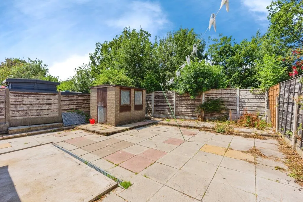 2 bed Semi-Detached Bungalow