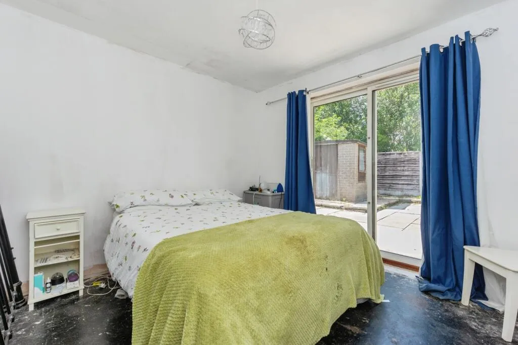 2 bed Semi-Detached Bungalow