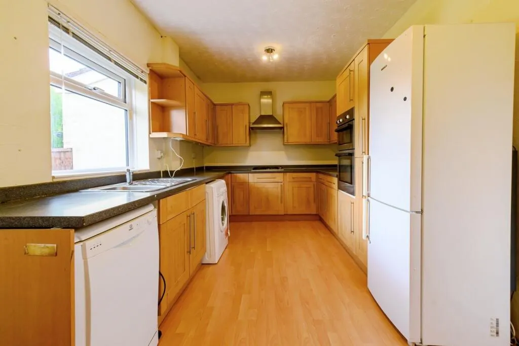 3 bed Semi-Detached