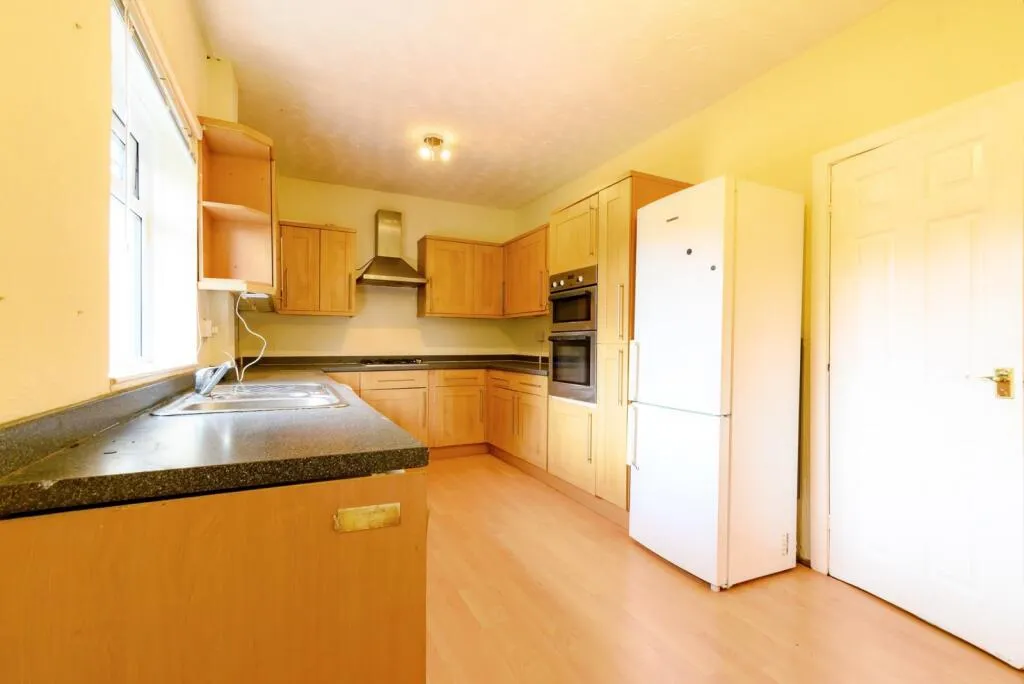 3 bed Semi-Detached