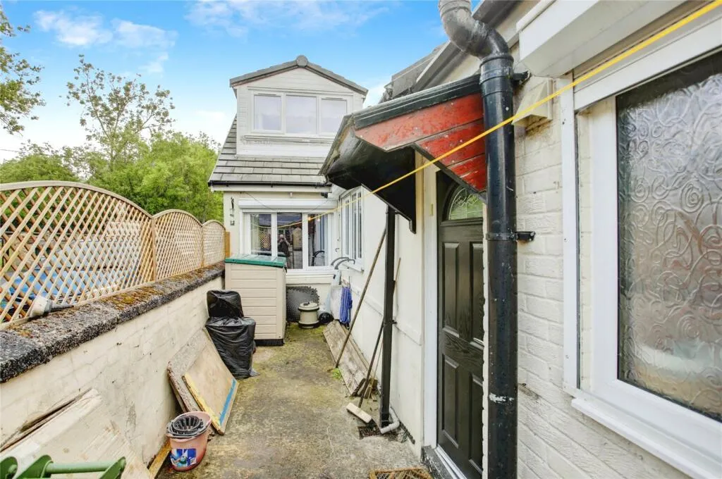 2 bed Bungalow