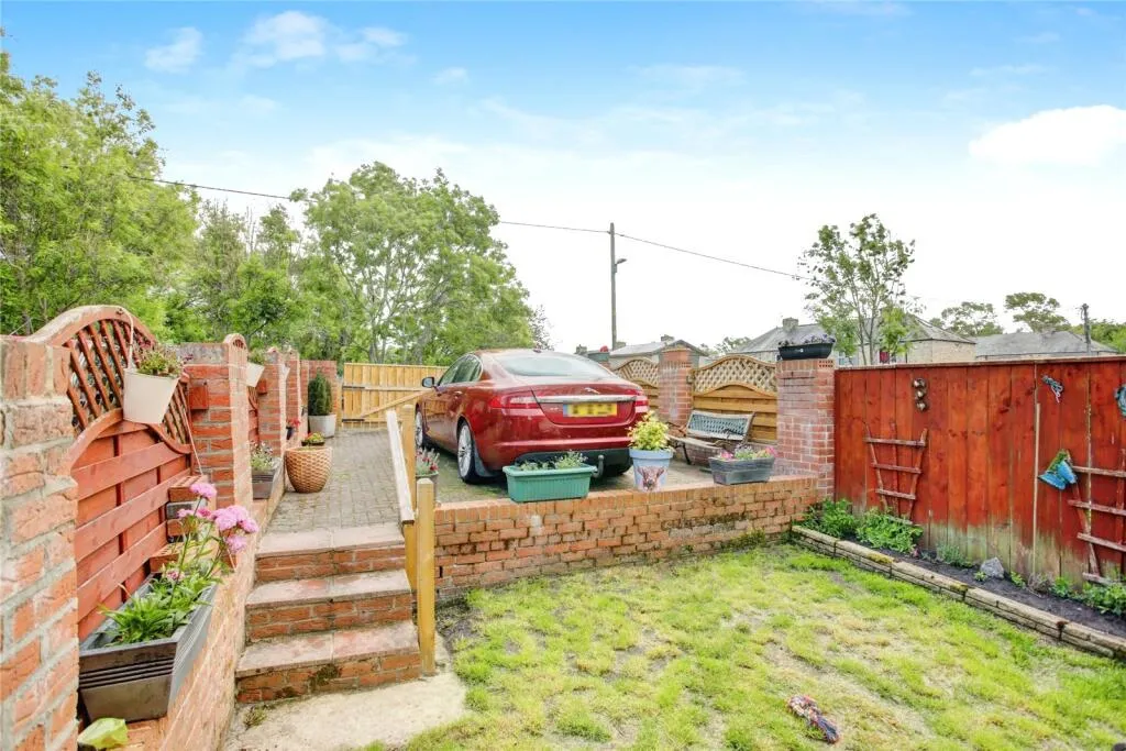 2 bed Bungalow