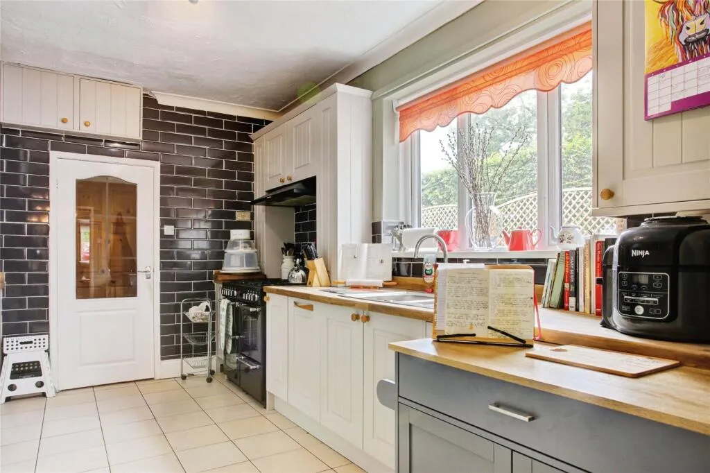 2 bed Bungalow