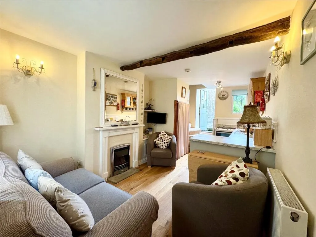 3 bed Cottage