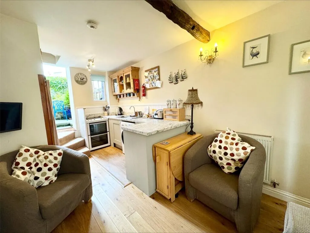 3 bed Cottage