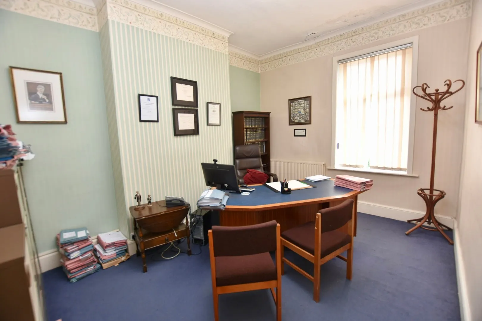 5 bed Office