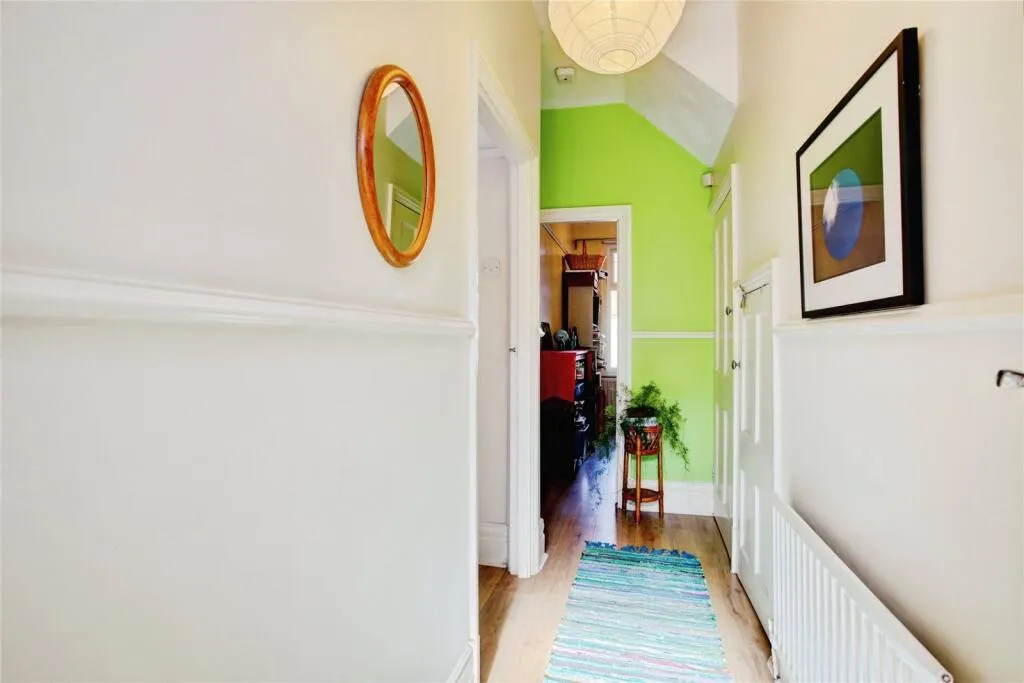 2 bed Apartment