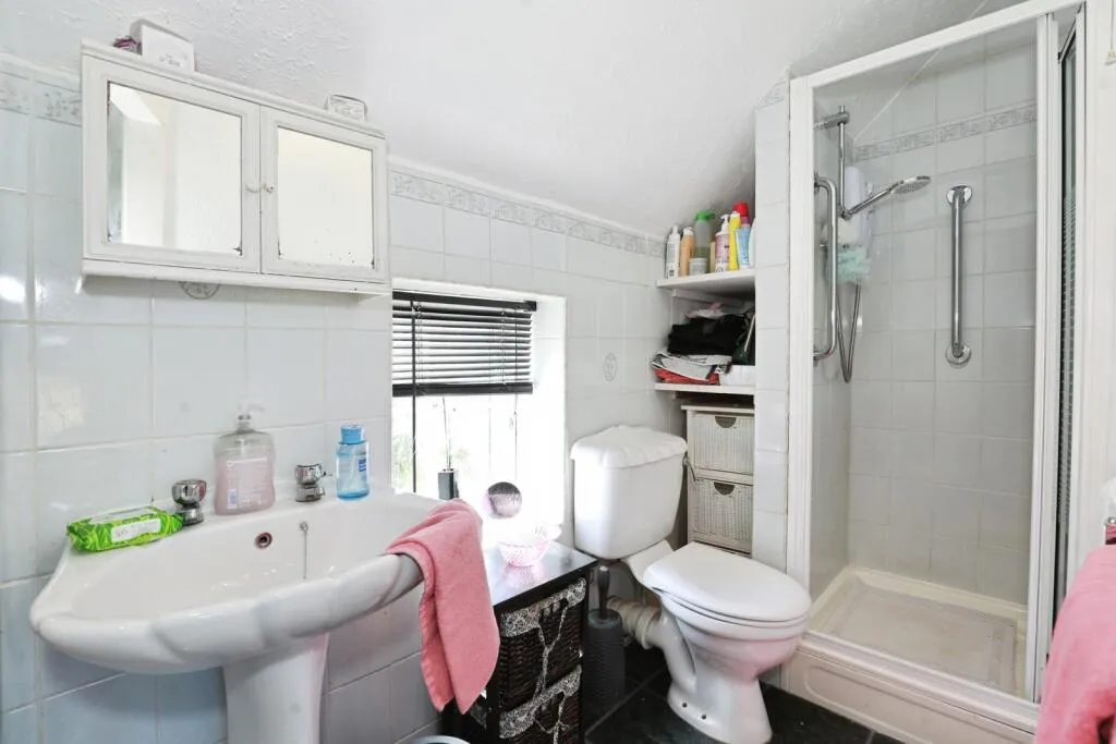 3 bed Semi-Detached