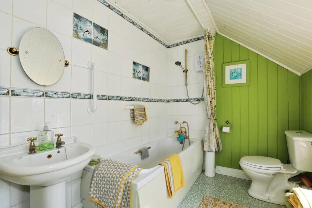 3 bed Semi-Detached