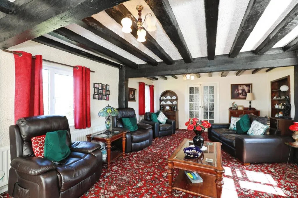 3 bed Semi-Detached