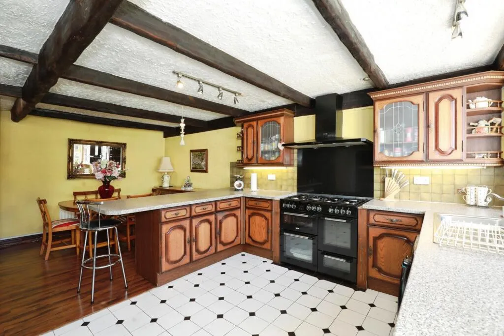 3 bed Semi-Detached