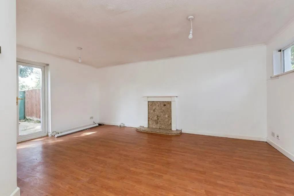 3 bed Terraced