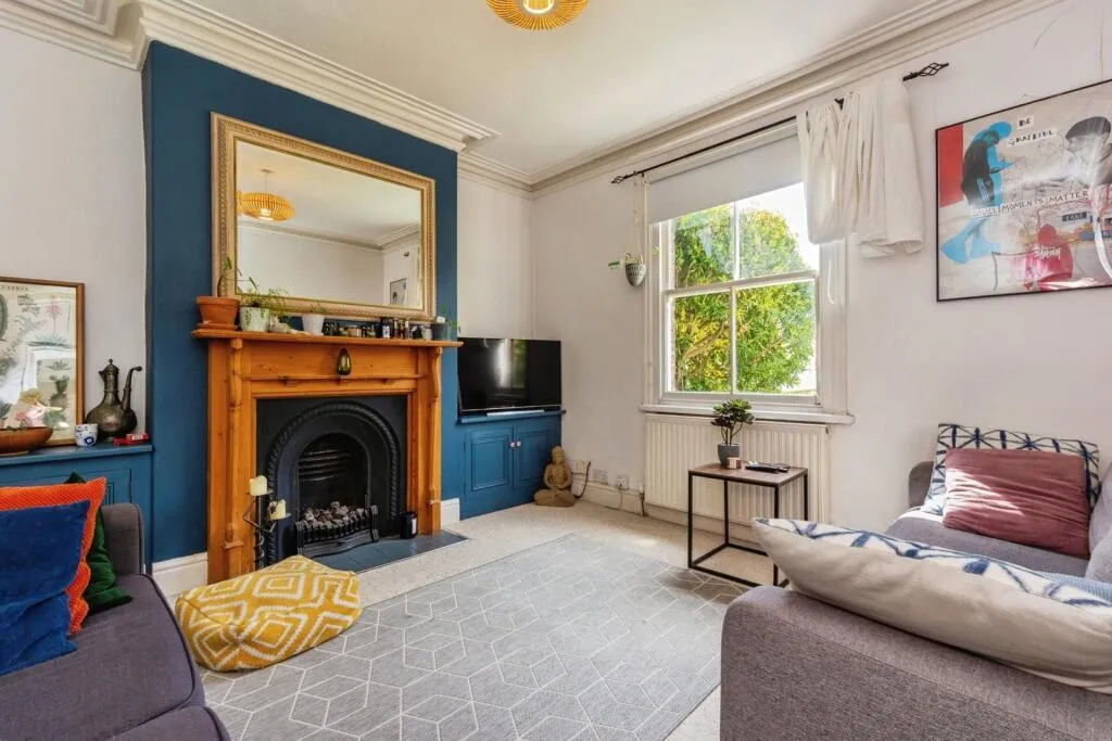 3 bed Terraced