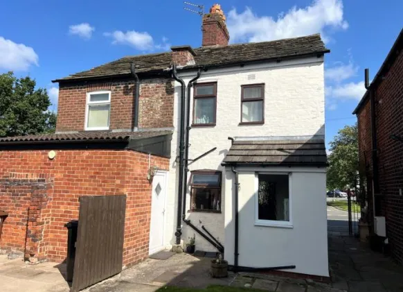 2 bed Semi-Detached