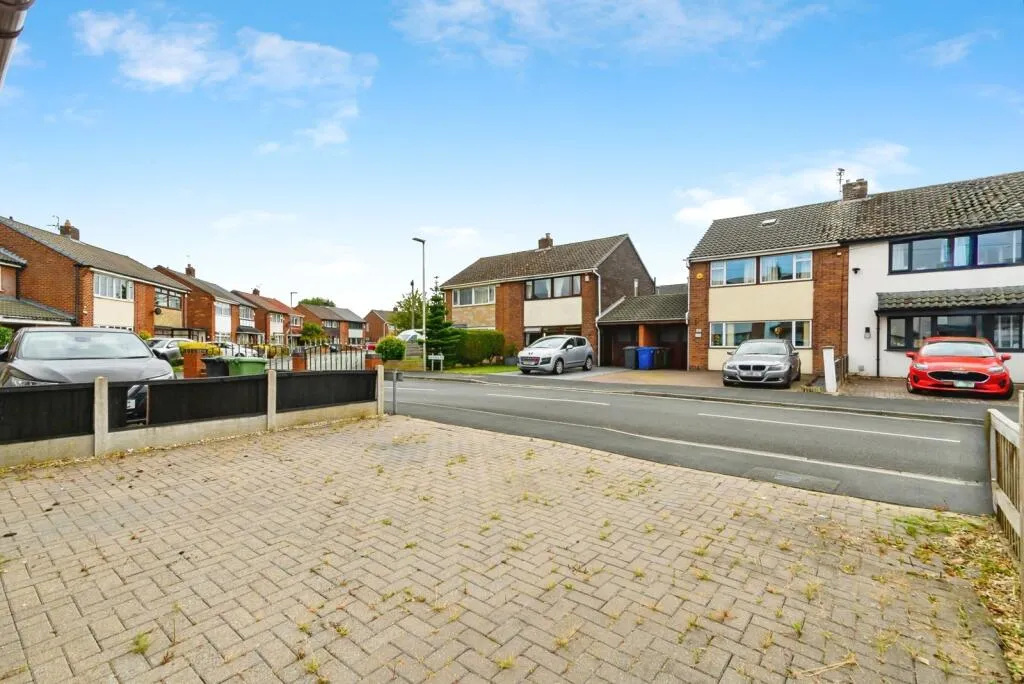 3 bed Semi-Detached
