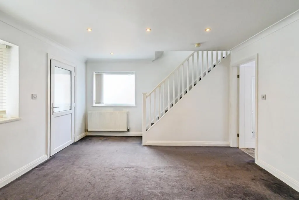 3 bed Semi-Detached