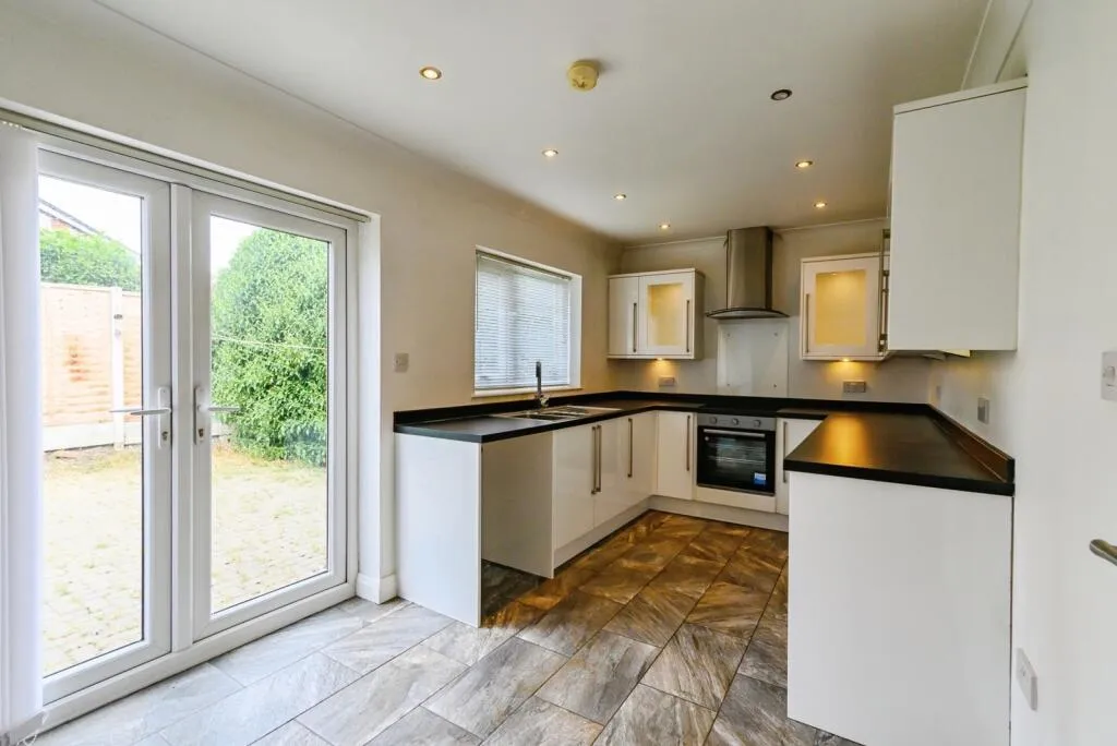 3 bed Semi-Detached