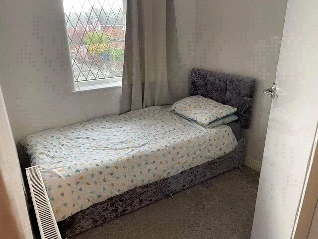 2 bed Semi-Detached