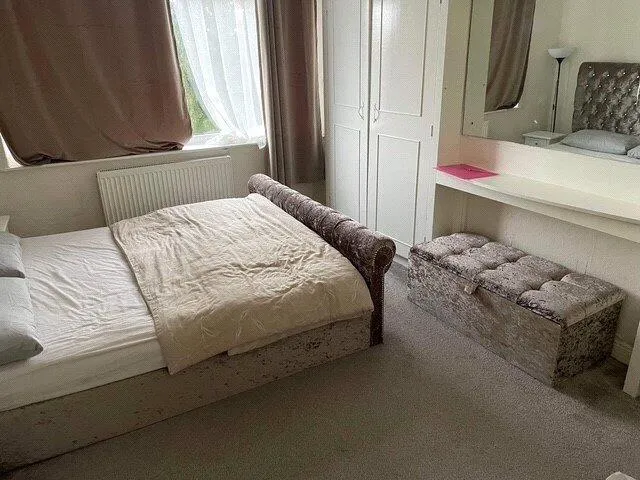 2 bed Semi-Detached