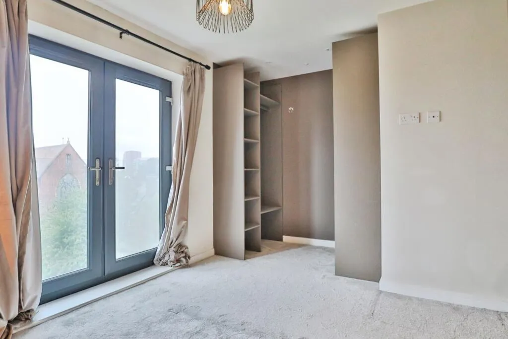 2 bed Apartment