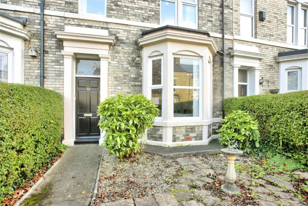 2 bed Apartment