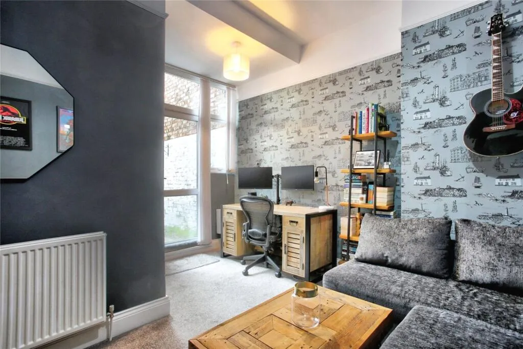 2 bed Apartment