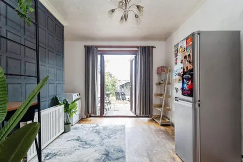 3 bed House