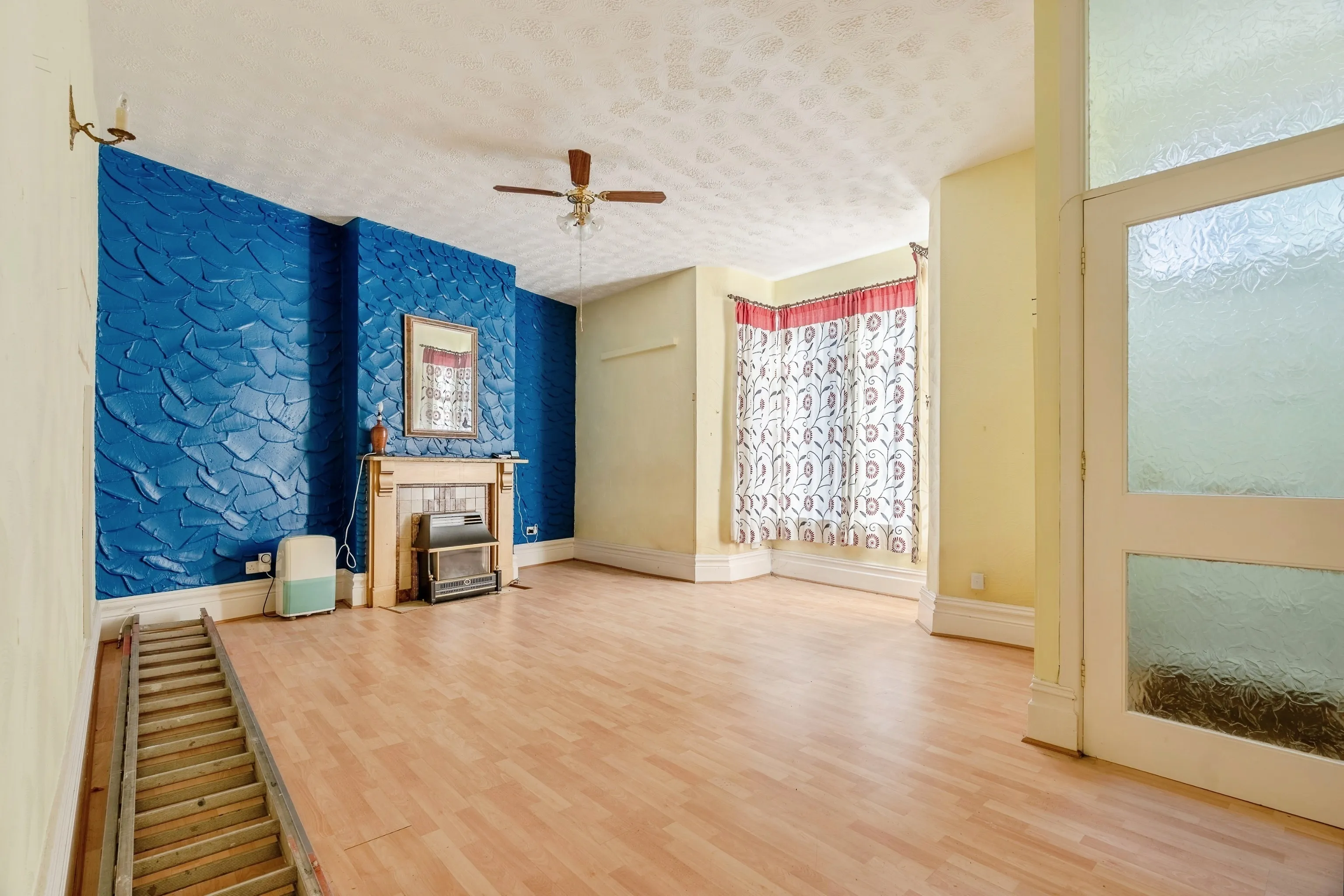 2 bed House