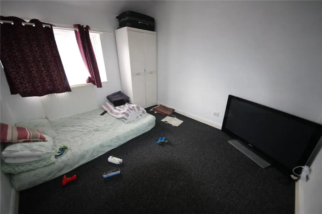 3 bed Semi-Detached