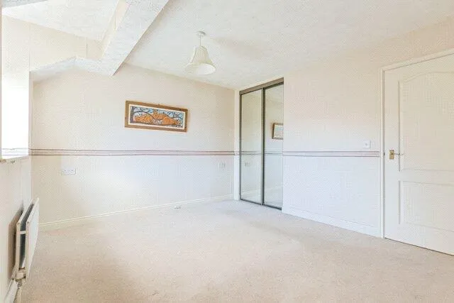 2 bed Retirement Property