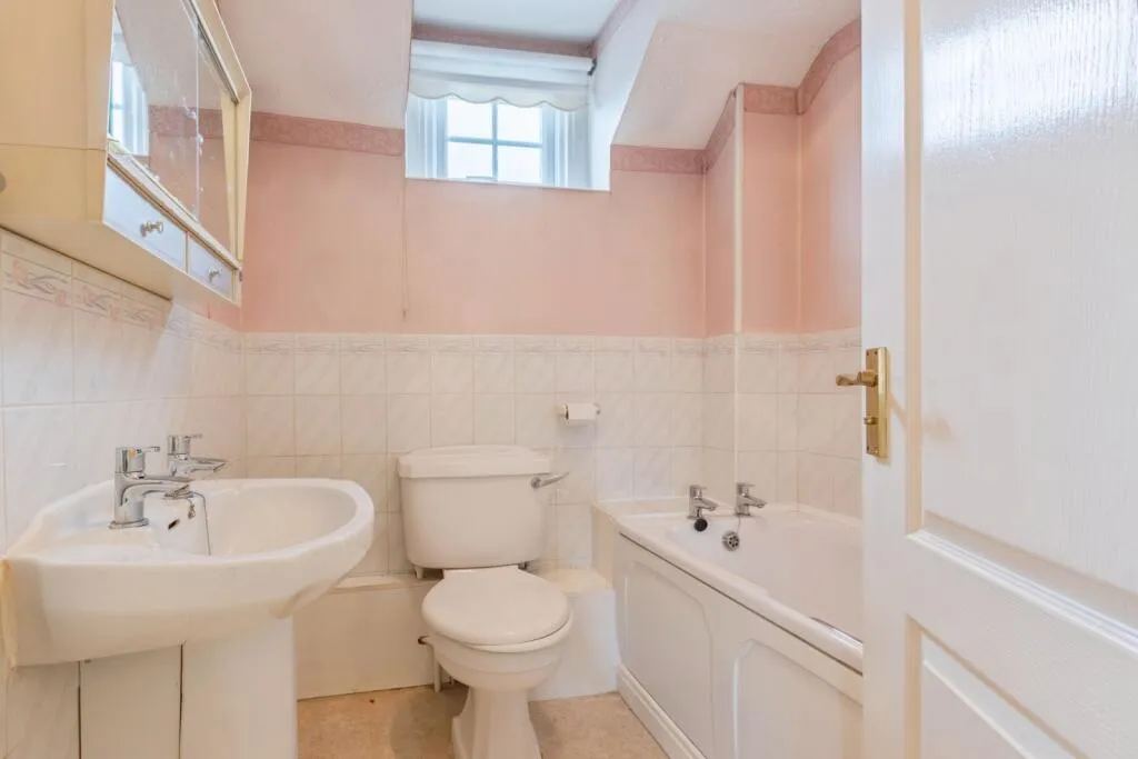 2 bed Retirement Property