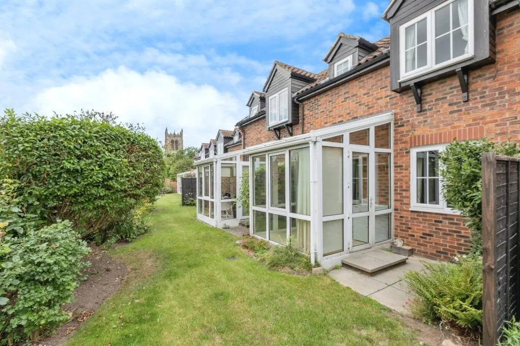 2 bed Retirement Property
