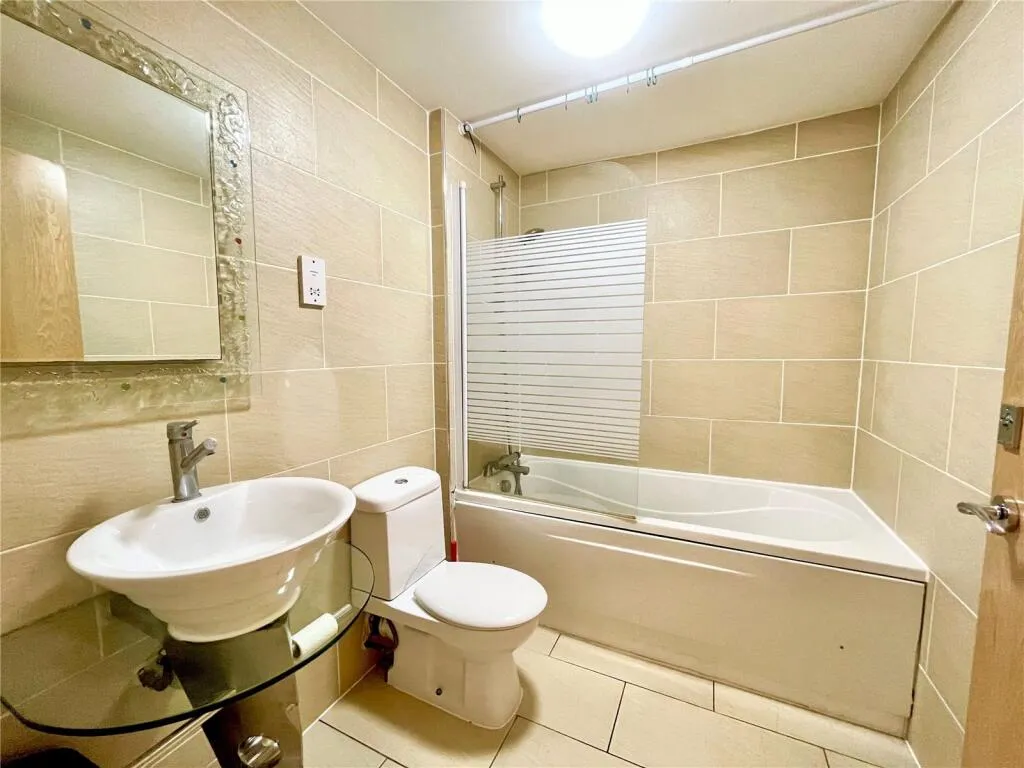 3 bed Apartment