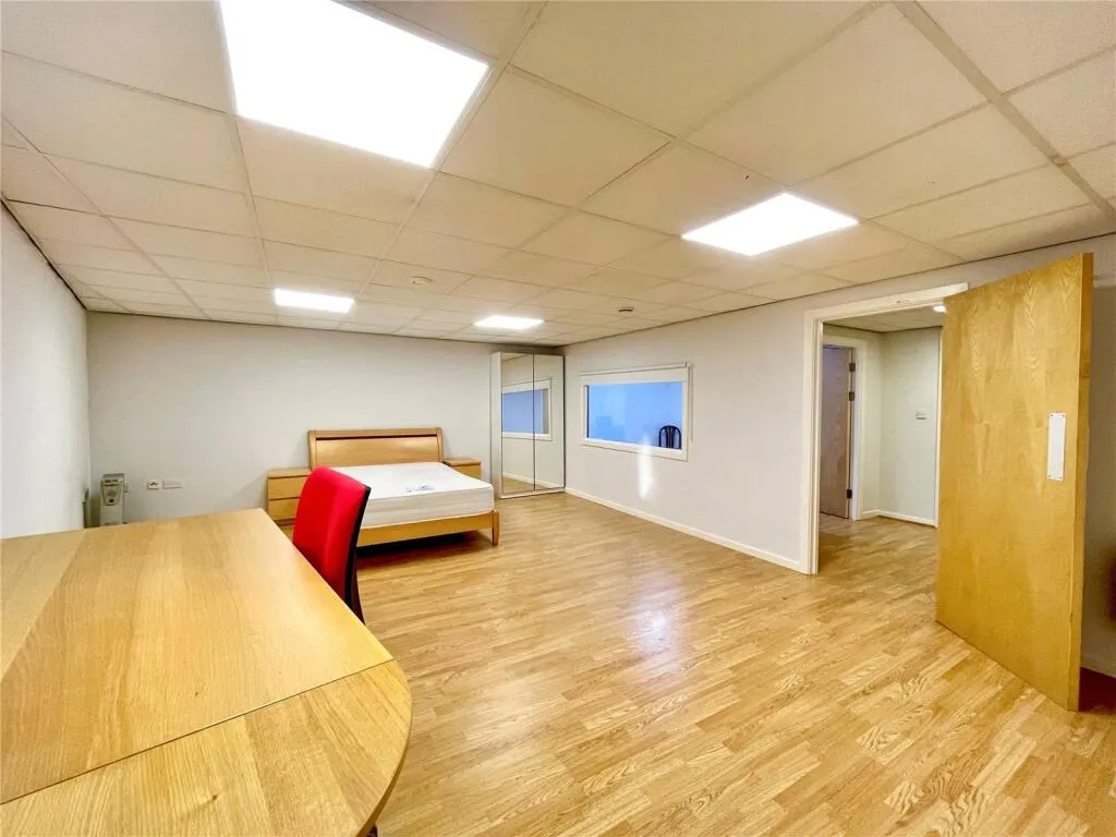3 bed Apartment