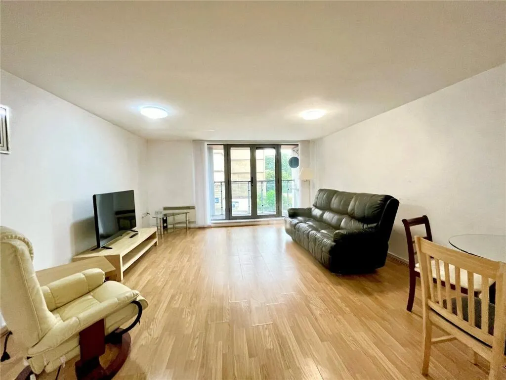 3 bed Apartment