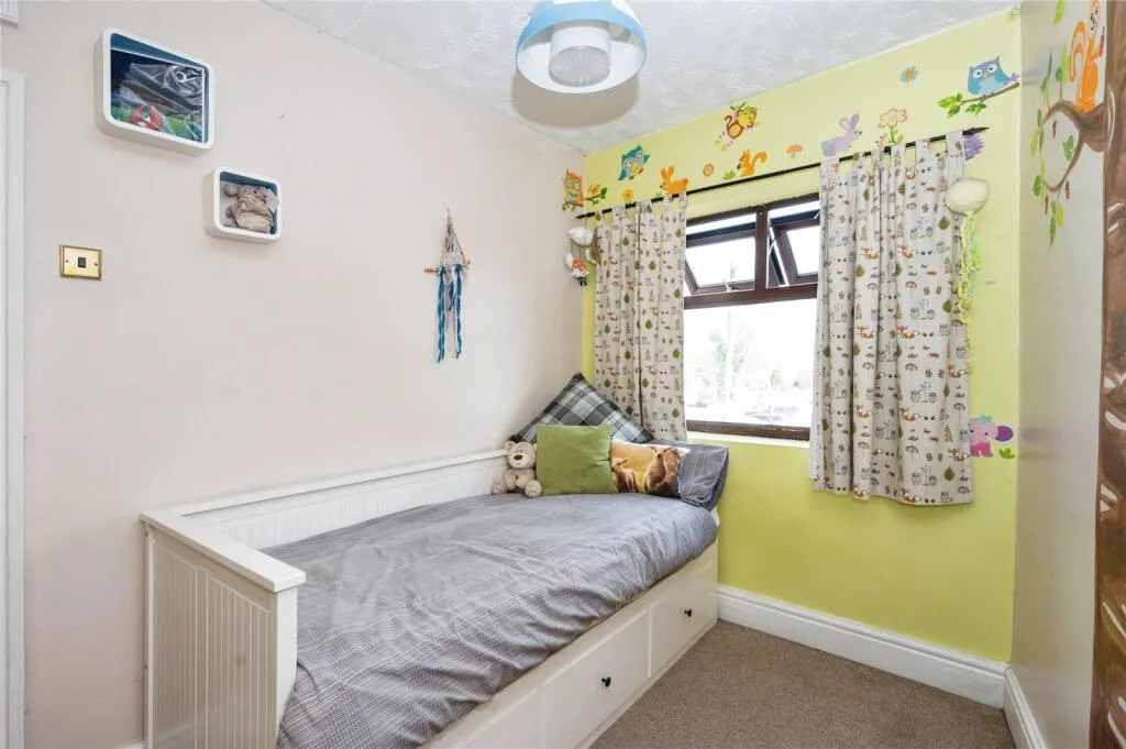 2 bed End of Terrace