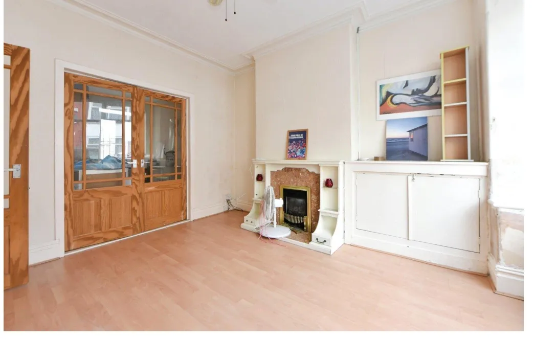 4 bed House