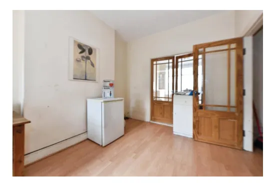 4 bed House