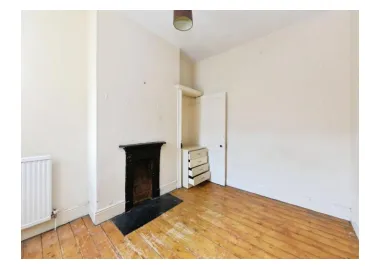 4 bed House