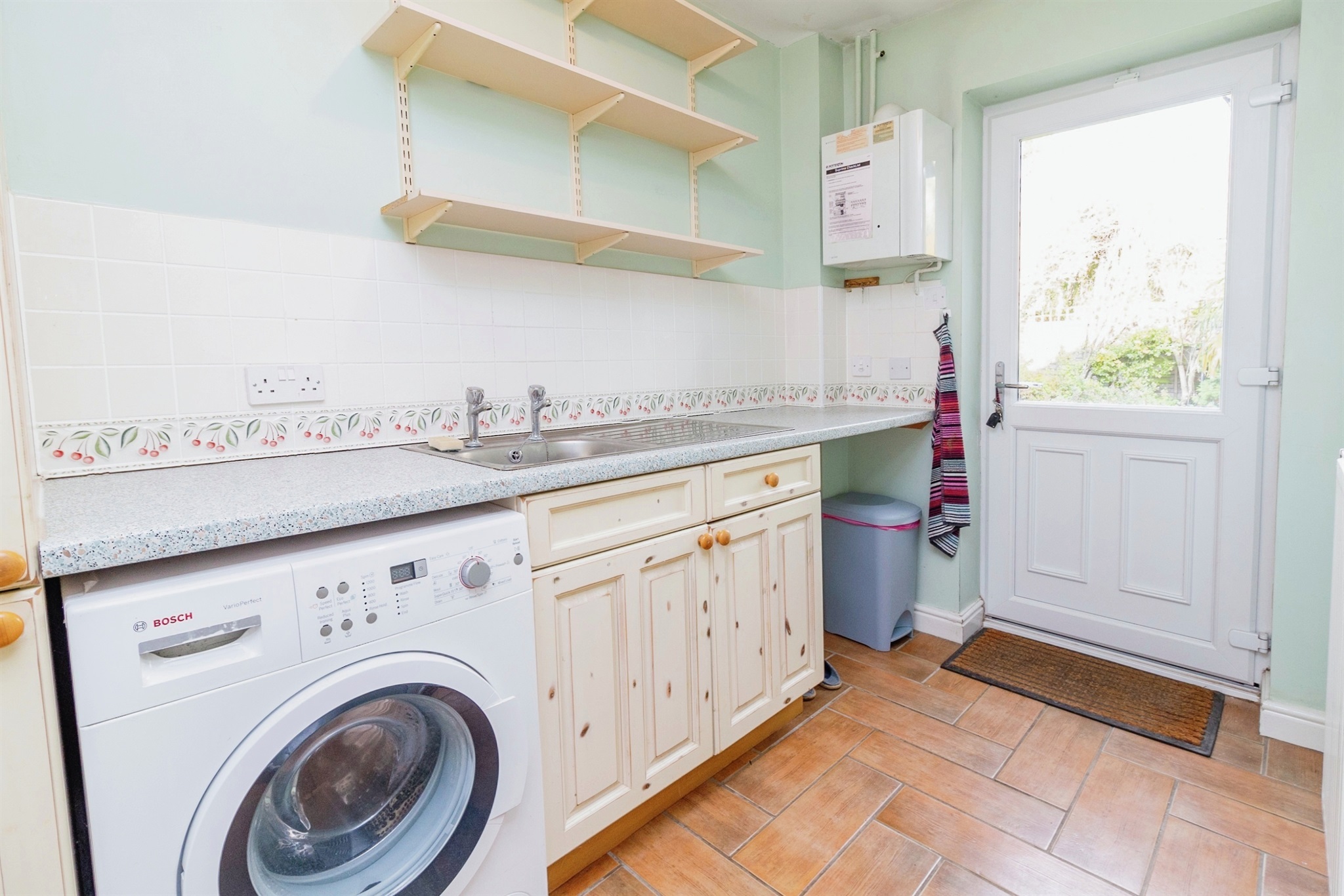 4 bed Detached