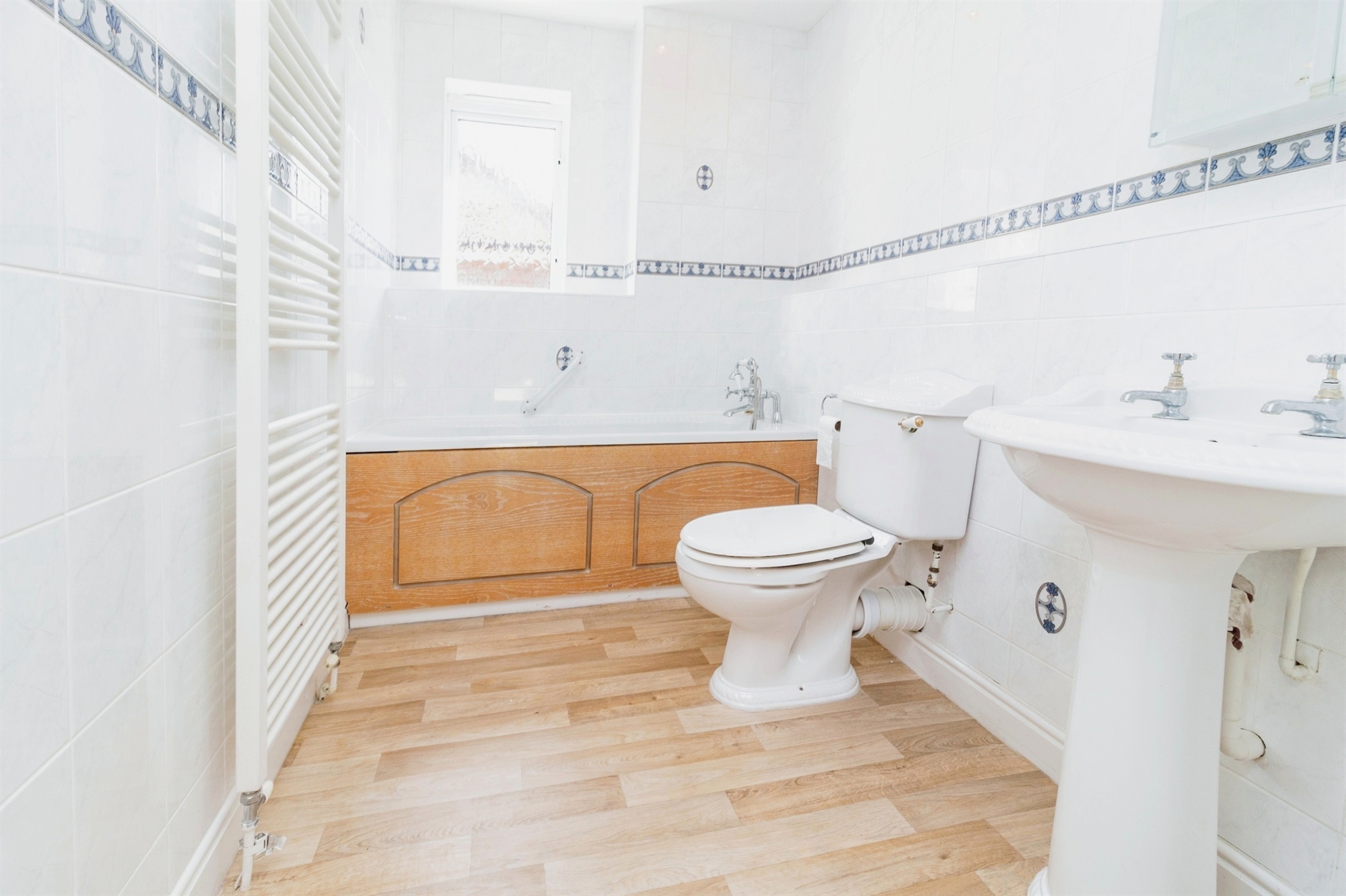 4 bed Detached